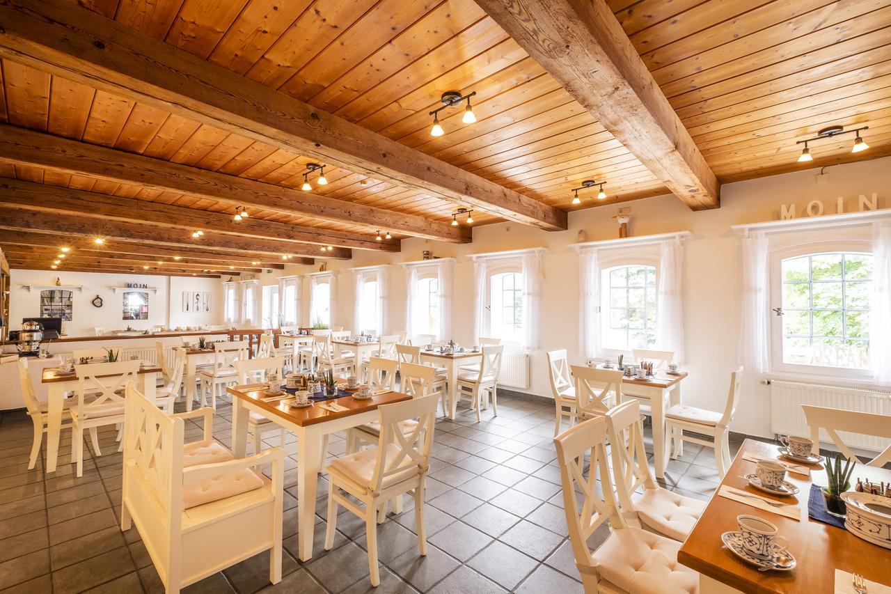Hotel, Restaurant, Cafe Pharisaeerhof - Nordseeurlaub Mit Hund Nordstrand Exterior foto